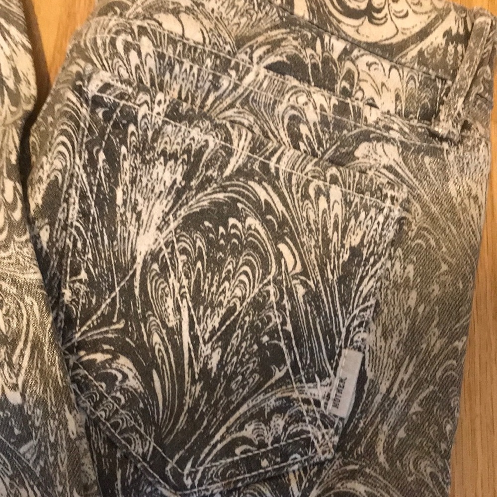 MOTHER The Looker Coated Denim